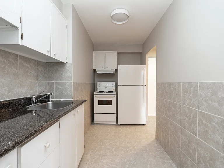 457 Marlee Ave #50067A-306 — Photo 4