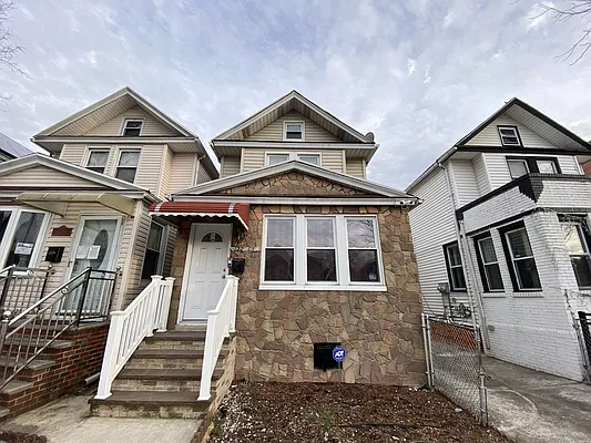 Rented by Corcoran | media 12