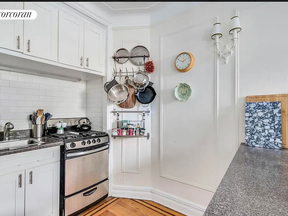2nd image of 300 8th Ave APT 2E