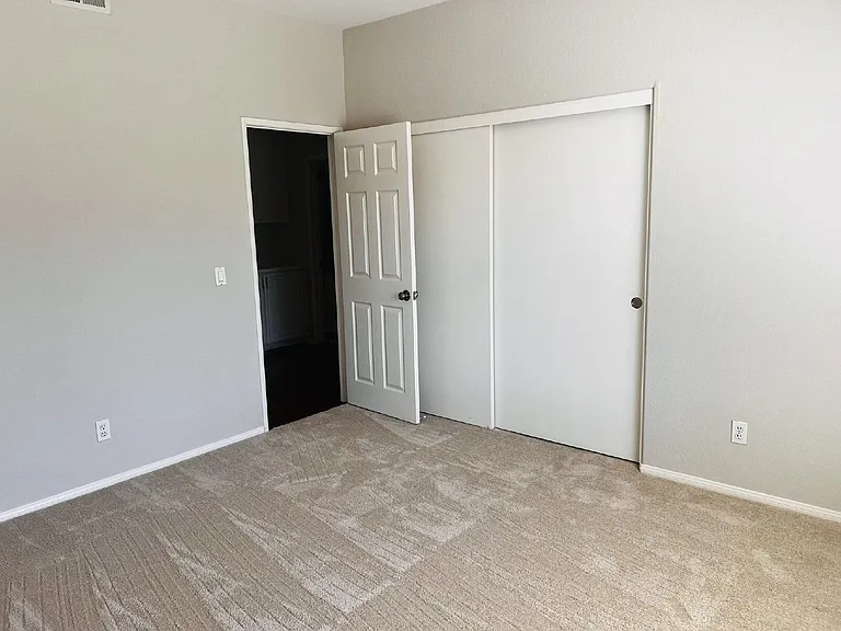 4984 Riding Ridge Rd — Photo 42