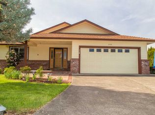 2550 Columbus St SE, Albany, OR 97322