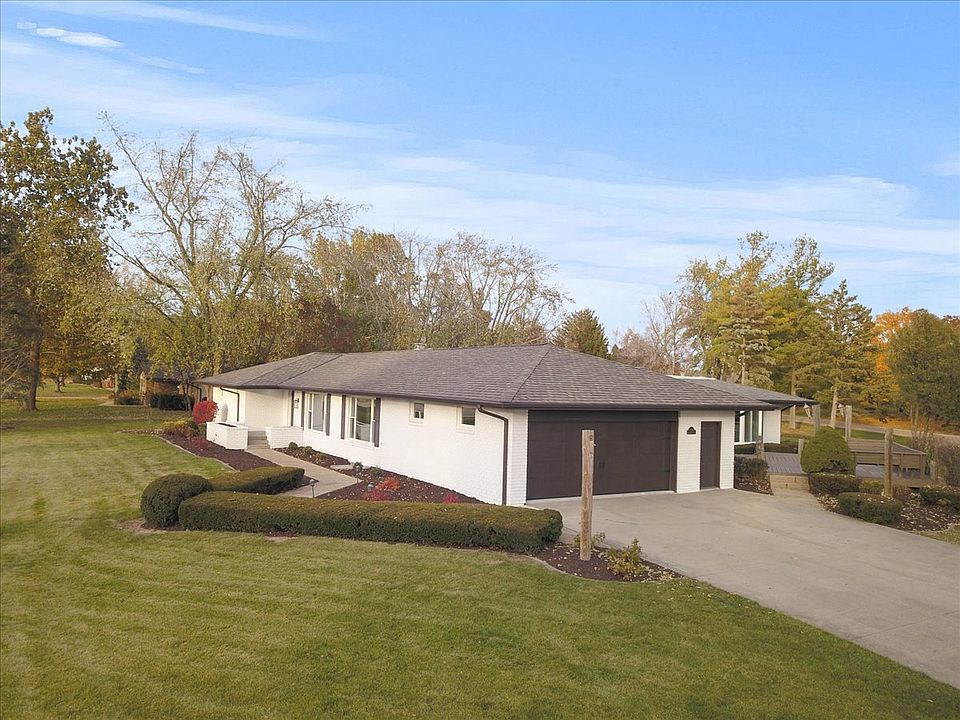 8092 Blooming Grove Rd, Bloomington, IL 61705 Zillow