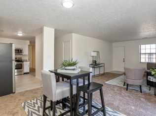 1555 Wells Dr, Plainfield, IN 46168
