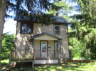 1 Madison St, Granville, NY 12832