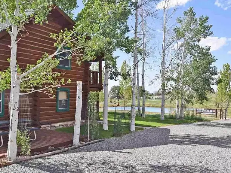 21770 Uncompahgre Rd — Photo 2