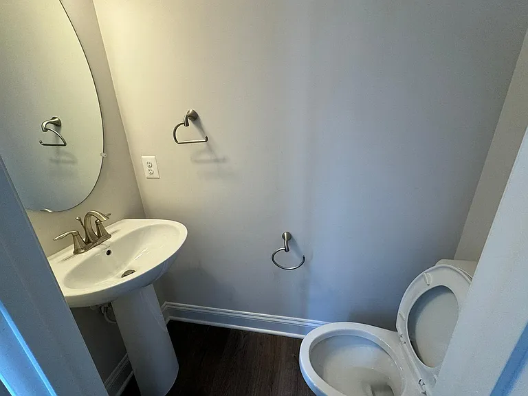 538 Calvert Way — Photo 12