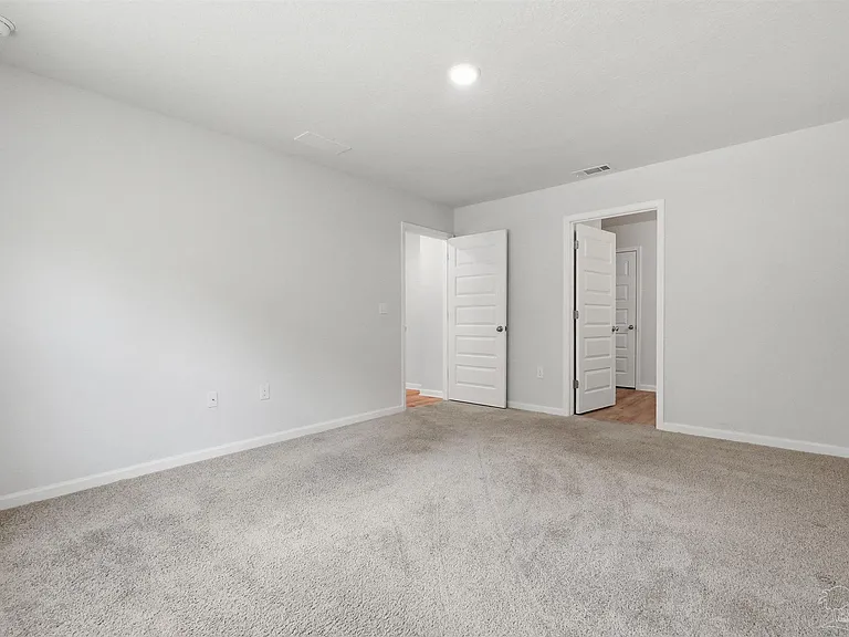 5367 Peach Dr — Photo 35
