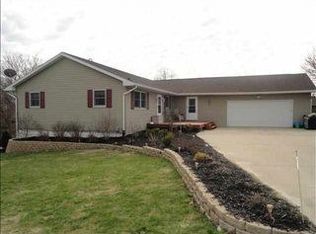 31331 Spring Ave, New Hartford, IA 50660
