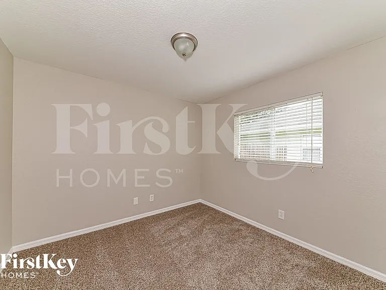 2242 Sagebloom Ter — Photo 12