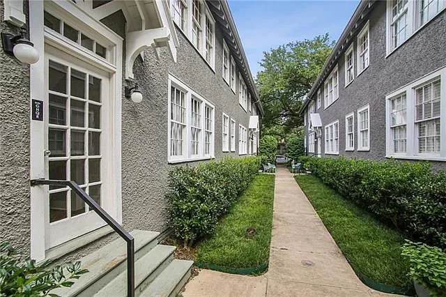 1 bed, 1.0 bath, 500 sqft, $1,600 — Photo 2