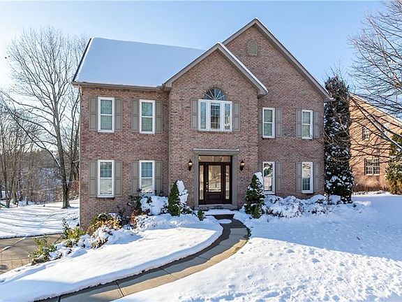 3rd image of 119 Oakview Dr