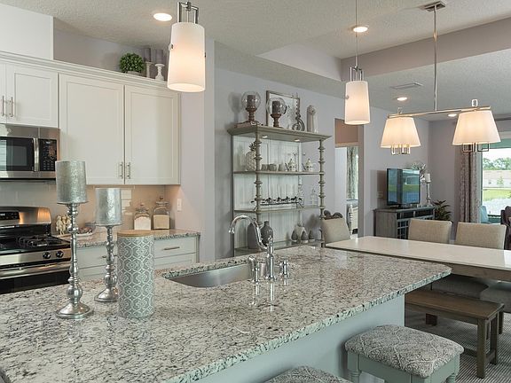 4th image of 603 Vista Lake Cir