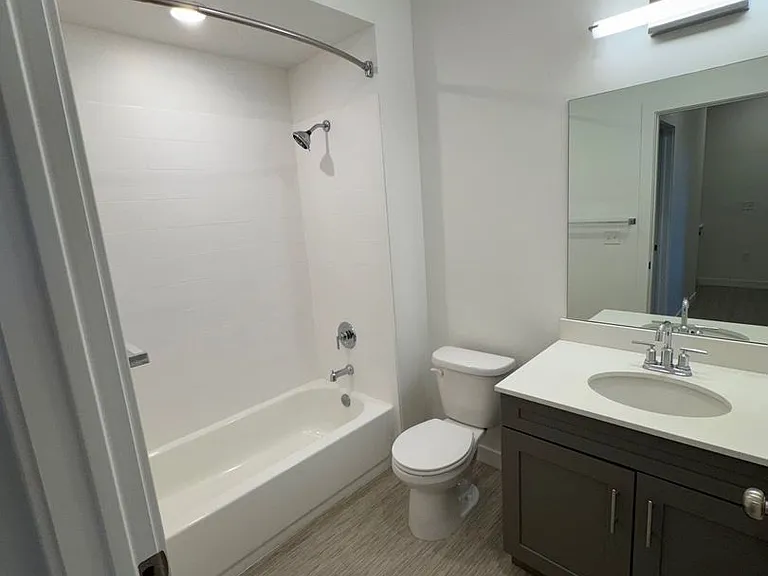 Woods Rose Townhomes — Photo 10