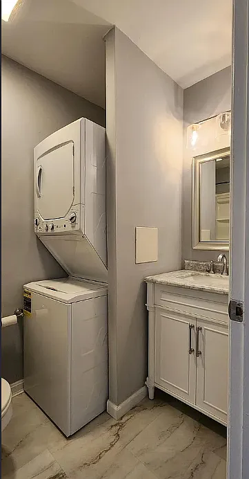 2 bed, 900 sqft, $2,500 — Photo 4