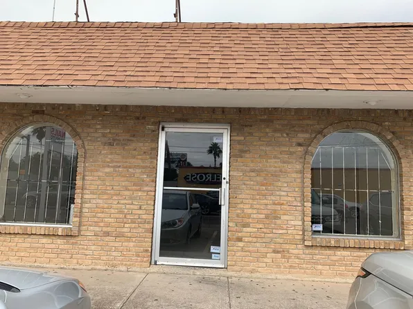 1104 N Meadow Ave, Laredo, TX 78040