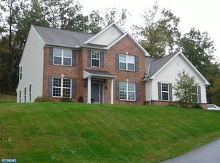111 Hawkview Ct, Mohrsville, PA 19541