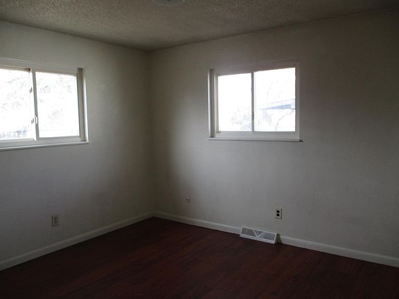 5th image of 421 37th Avenue Ct