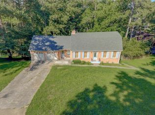 4656 Tara Woods Dr, Ellenwood, GA 30294