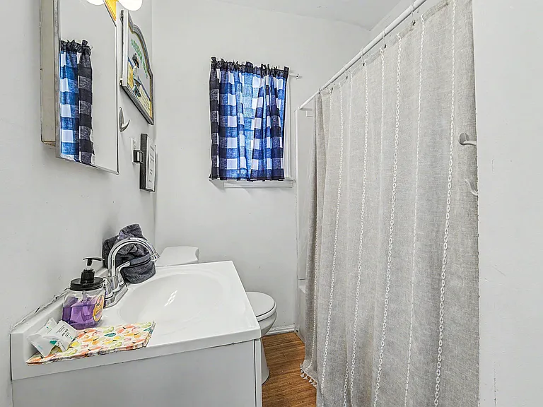 5 N Newport Ave #2 — Photo 20
