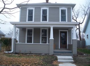 805 S 8th St, Burlington, IA
