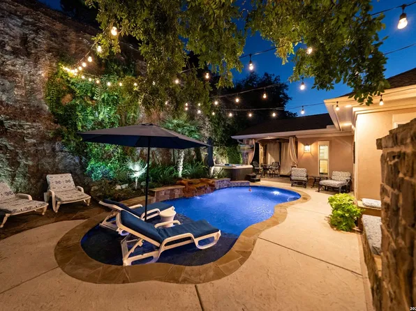 8110 POCONOS RUN, San Antonio, TX 78255