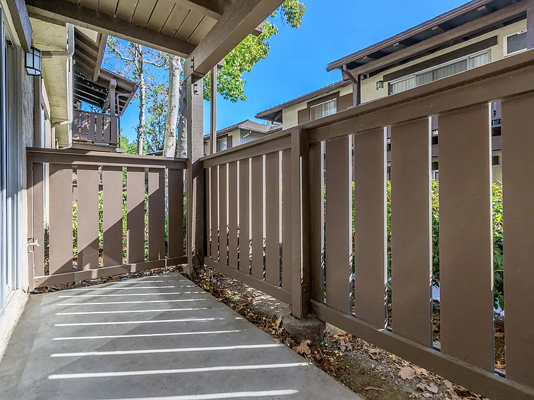 Country Hills Apartment Homes — Photo 28