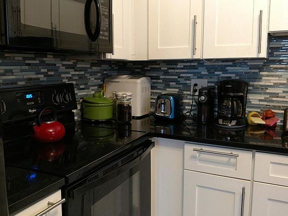 5th image of 4000 Gypsy Ln Unit 112