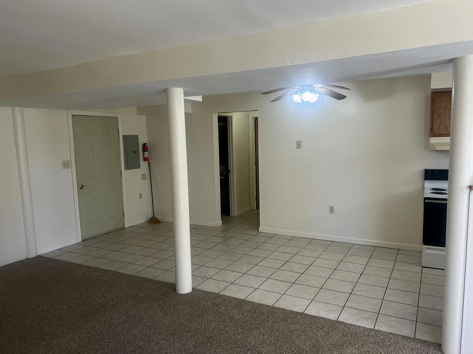 1 bed, 900 sqft, $895 — Photo 4