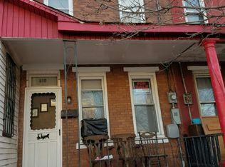 914 Vine St, Camden, NJ 08102