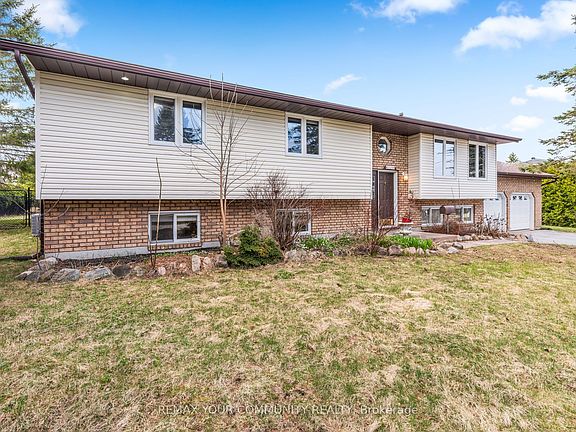 2nd image of 1114 Marcellus Dr