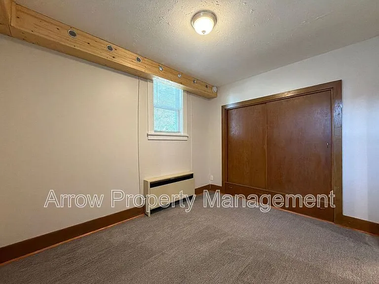 411 7th St #5 — Photo 6