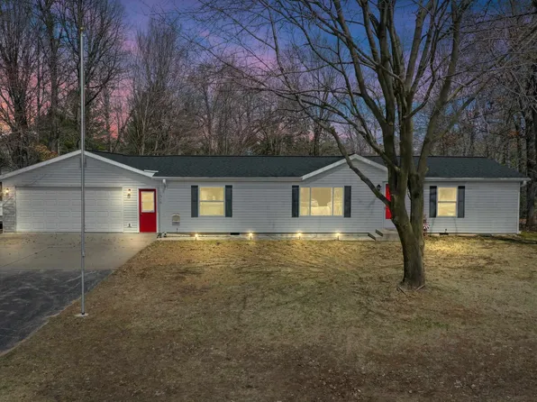 1316 Rosa Ave, Crivitz, WI 54114
