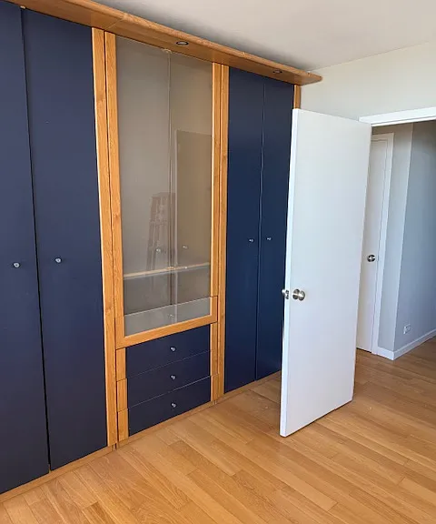 360 W Wellington Ave — Photo 3