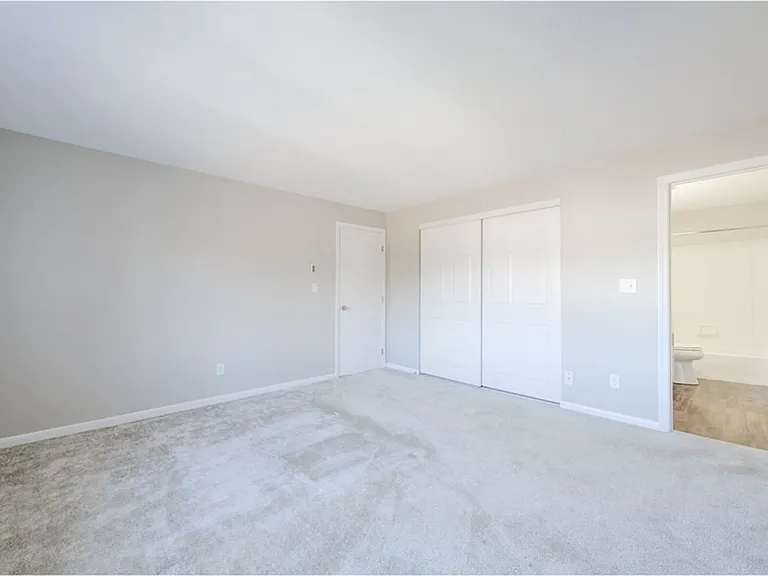 Princeton Green Apartments — Photo 7