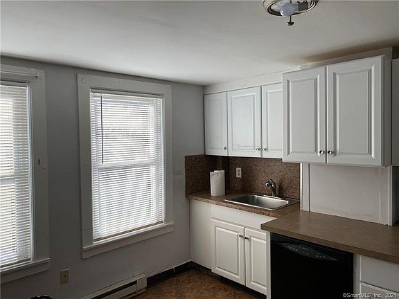 2nd image of 58 Georgiana St Floor 1