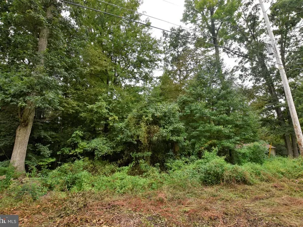74 Sedgwick Dr, East Berlin, PA 17316