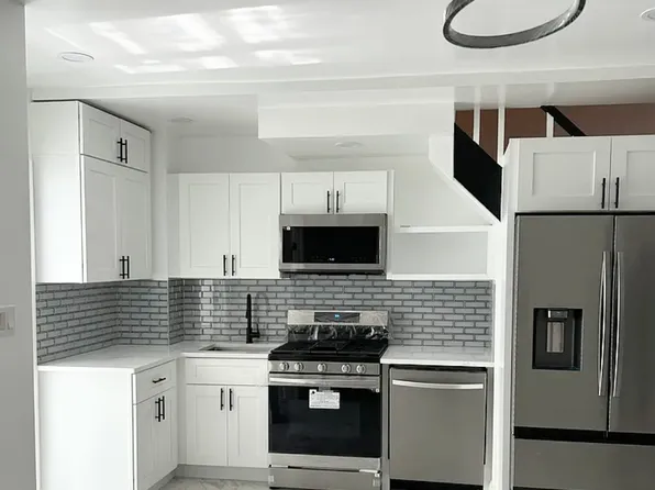 1240 East 55th Street image 1 of 5