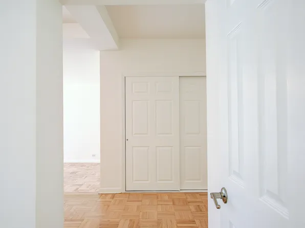 98-22 63rd Drive image 28 of 33