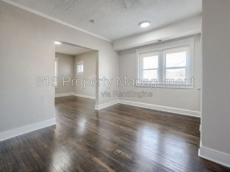 2416 E 22nd St #2W — Photo 6