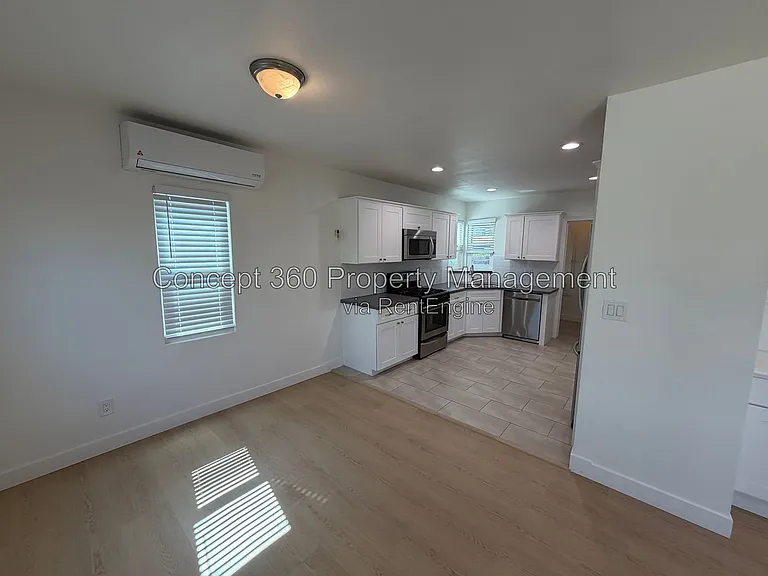 1214 E Cartagena St — Photo 7