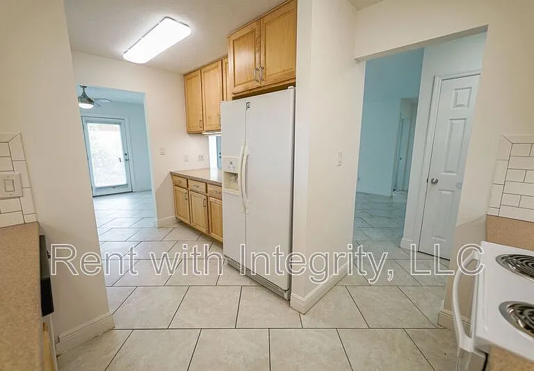 251A S Villas Ct — Photo 10