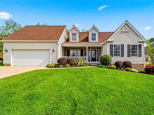 30190 Bonnie View Dr, Wickliffe, OH 44092