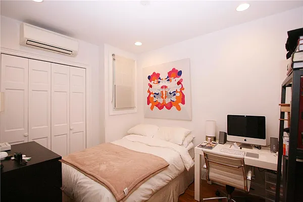 Rented by R New York | media 7