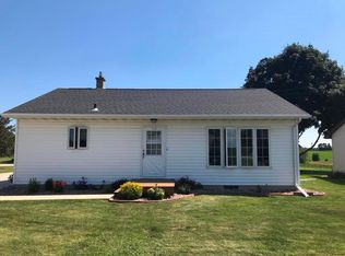 113 Circle Dr, Manitowoc, WI 54220