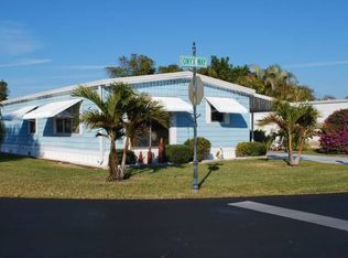 460 NE Onyx Way, Jensen Beach, FL 34957