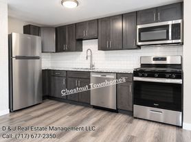 Chestnut Townhomes