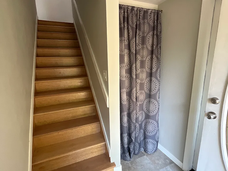 Upstairs Unit Entry & Laundry