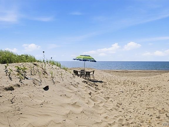 2nd image of 982 S Shore Dr