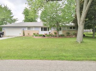 11307 Gongwer Dr, Fort Wayne, IN 46845