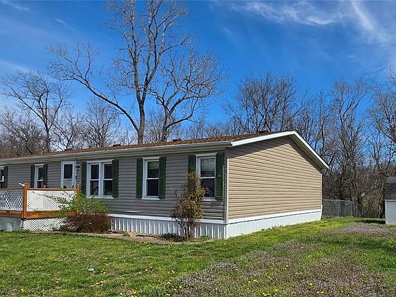 2nd image of 38 Trails End